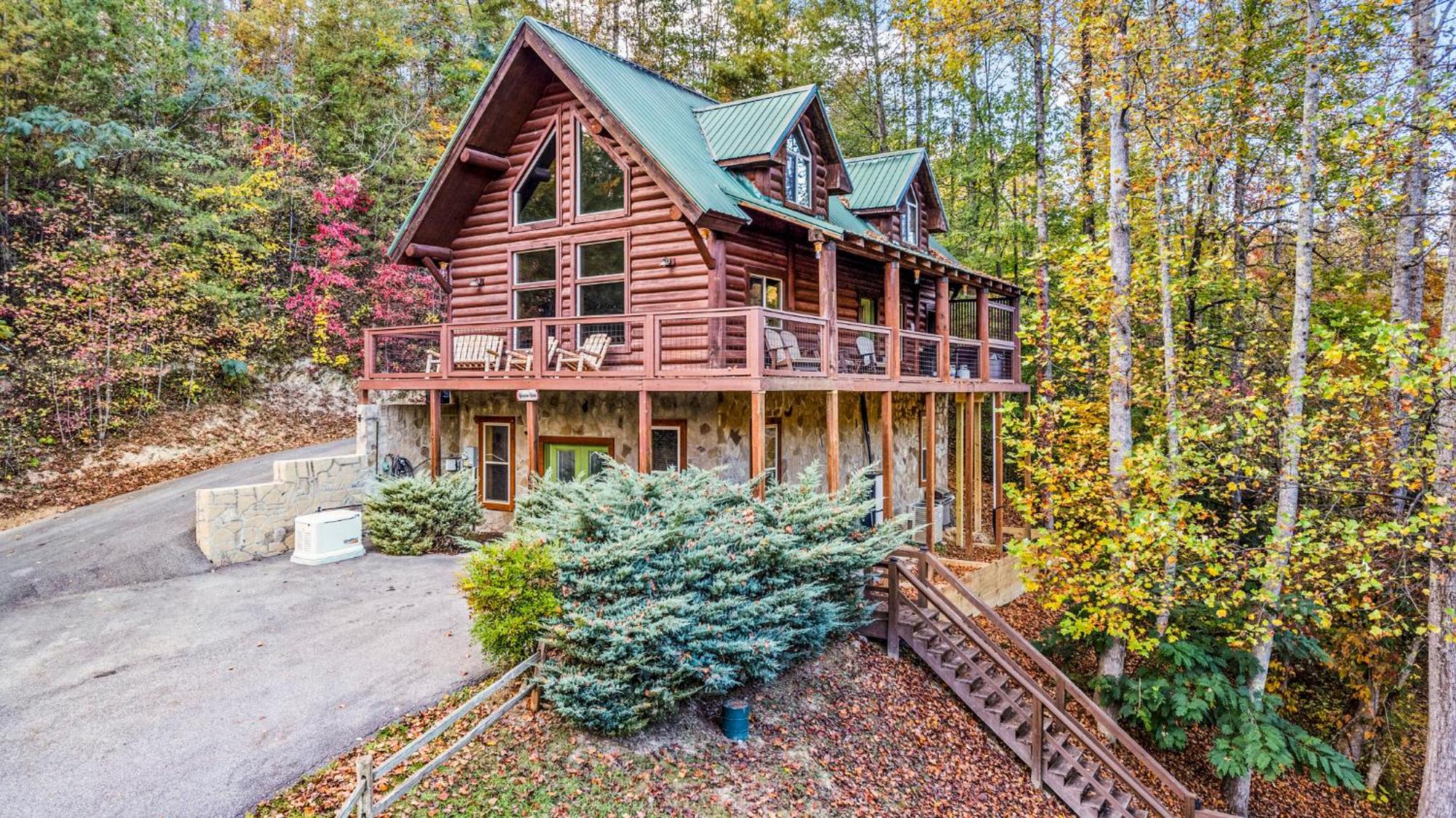 Relaxation Retreat - Pickleball Cabin - Wi-Fi, Fire Pit With Bar, Ev, Game Room, Hot Tub, Pool Access - Mins To Pf Sevierville Bagian luar foto