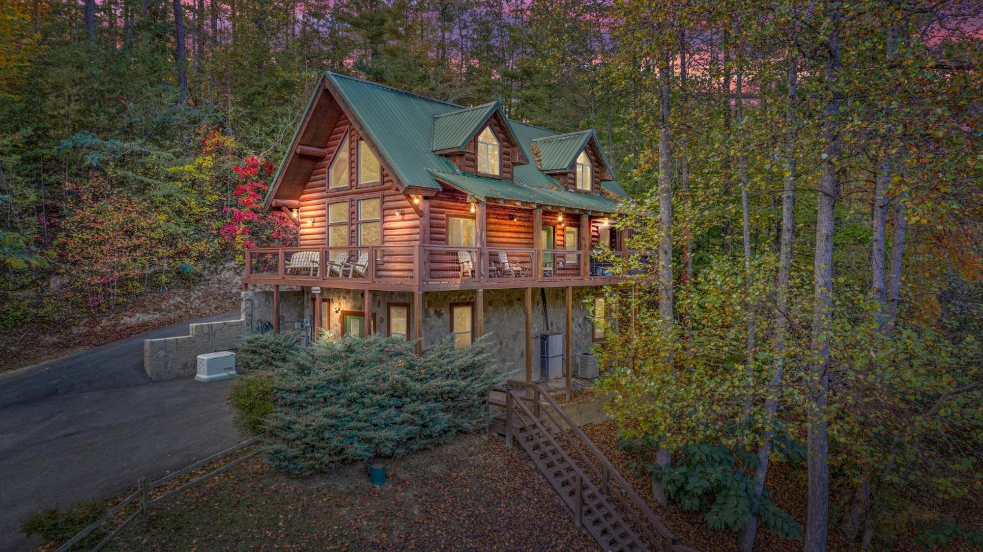 Relaxation Retreat - Pickleball Cabin - Wi-Fi, Fire Pit With Bar, Ev, Game Room, Hot Tub, Pool Access - Mins To Pf Sevierville Bagian luar foto