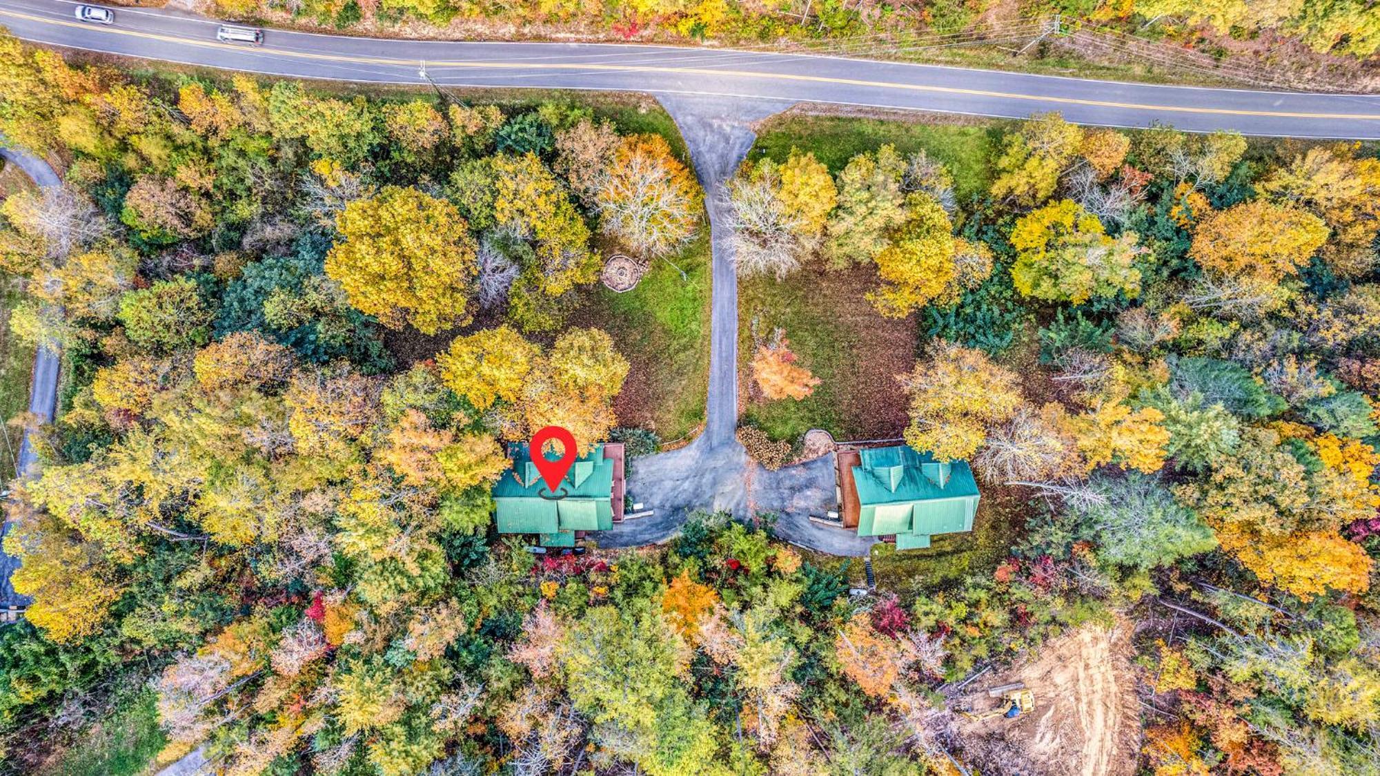 Relaxation Retreat - Pickleball Cabin - Wi-Fi, Fire Pit With Bar, Ev, Game Room, Hot Tub, Pool Access - Mins To Pf Sevierville Bagian luar foto