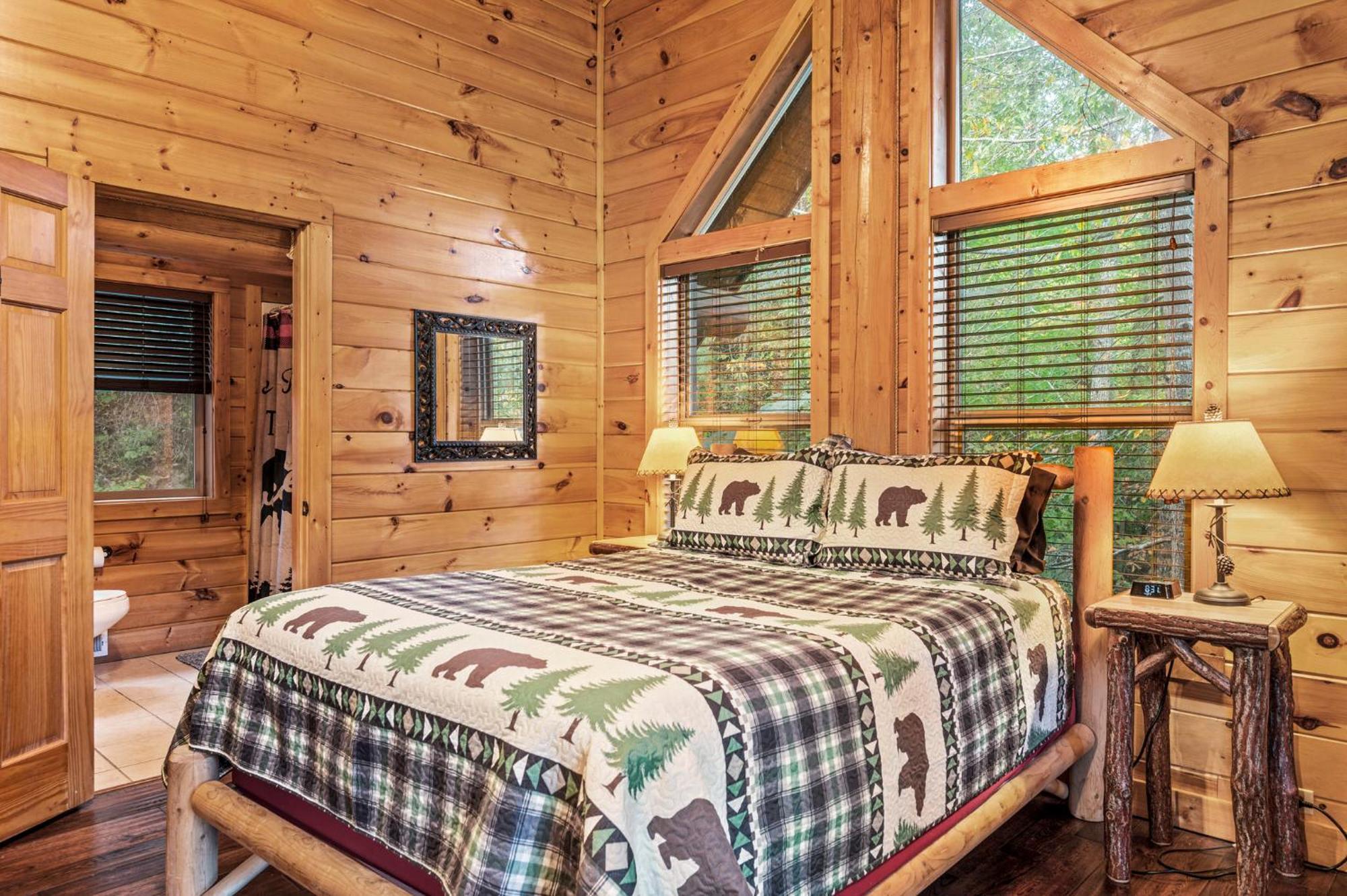 Relaxation Retreat - Pickleball Cabin - Wi-Fi, Fire Pit With Bar, Ev, Game Room, Hot Tub, Pool Access - Mins To Pf Sevierville Bagian luar foto