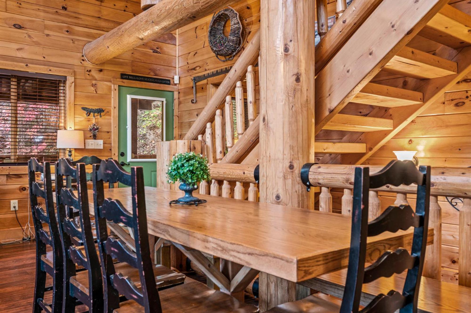 Relaxation Retreat - Pickleball Cabin - Wi-Fi, Fire Pit With Bar, Ev, Game Room, Hot Tub, Pool Access - Mins To Pf Sevierville Bagian luar foto